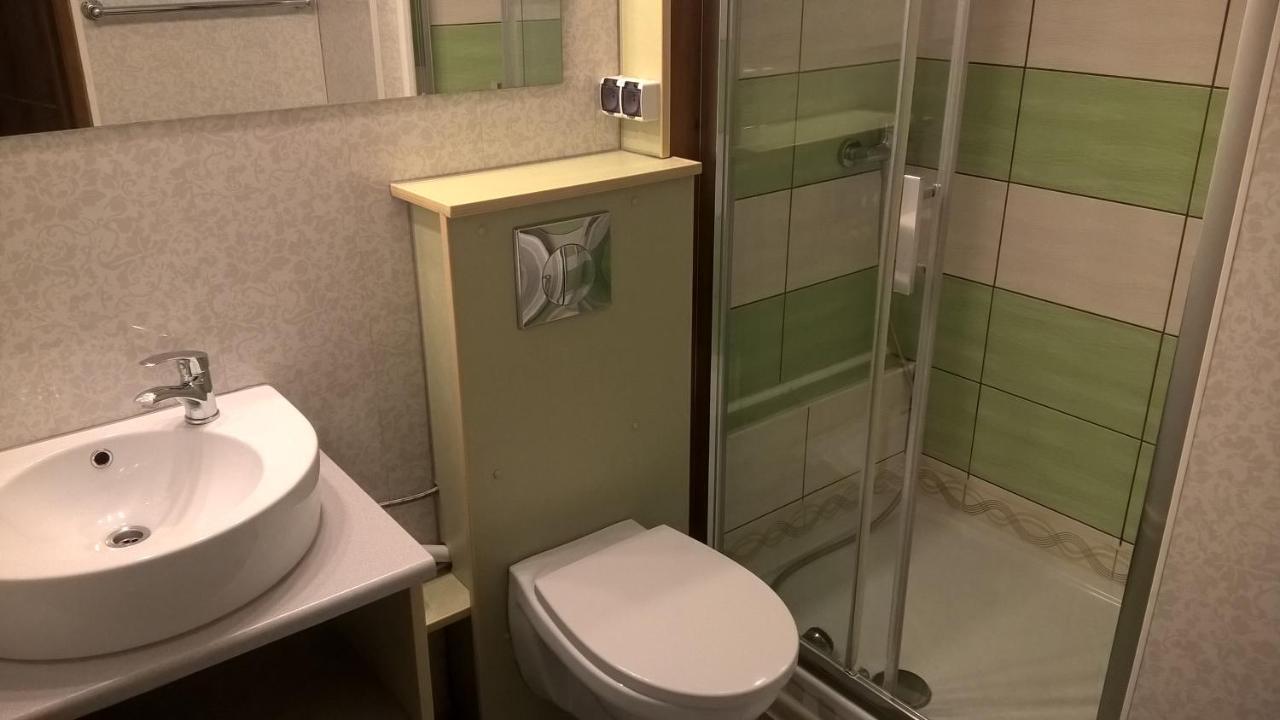 Pokoje Goscinne Jaga Κίελτσε Εξωτερικό φωτογραφία